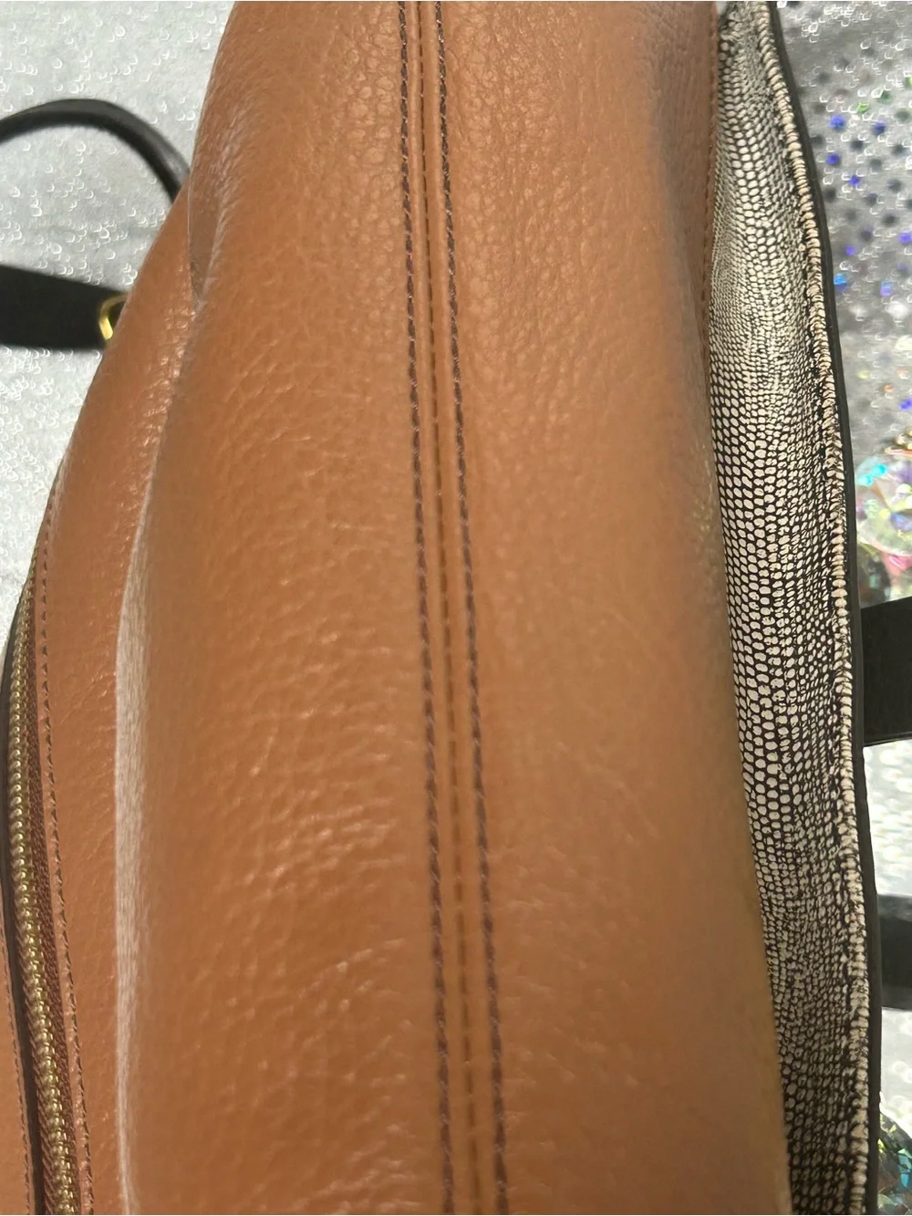Fossil Two-Tone Brown and Black Messenger Crossbody Bag Approx. 13 x 9 x 2